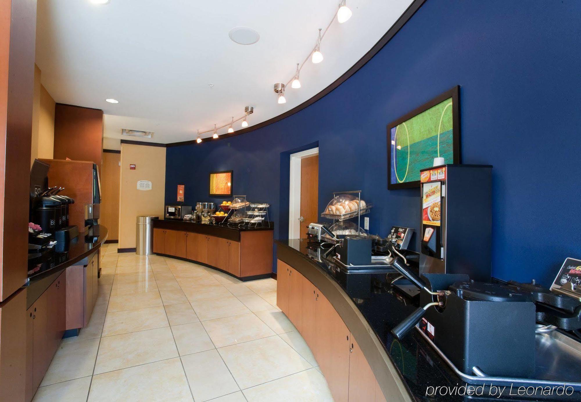 Fairfield Inn & Suites By Marriott Houston Conroe Restaurant foto